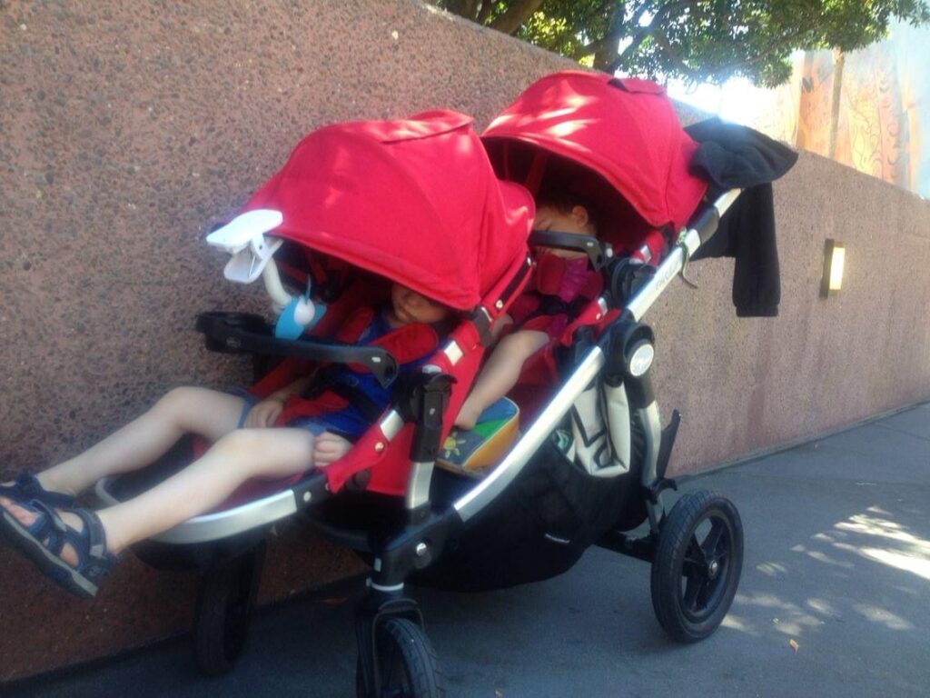 When to Bring a Stroller on Vacation and When Not To